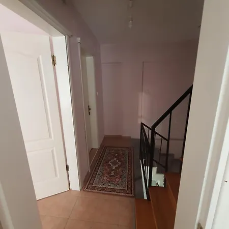 Villa Sarosun Incisi Eriklide Muestakil Yazlik