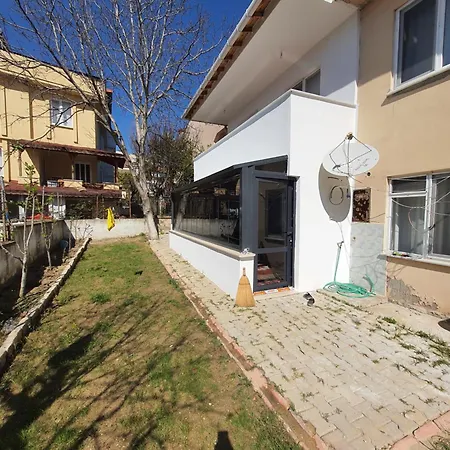 Sarosun Incisi Eriklide Muestakil Yazlik * Halic
